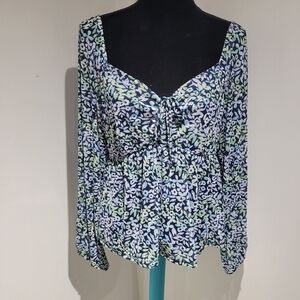 Madison & Berkeley Women's Floral Empire Waist Babydoll Top Med Blue Coquette